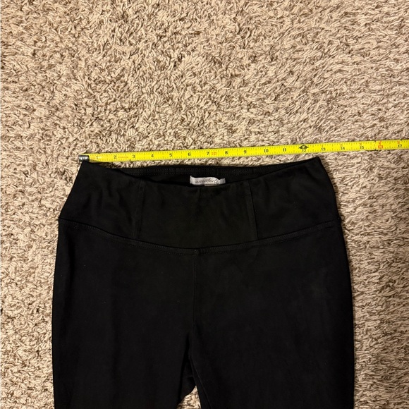 Wonderly Black Faux Suede Leggings - Picture 7 of 8